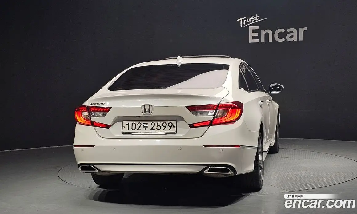 Honda Accord 2019 1.5 автомат (гидро), фото 4