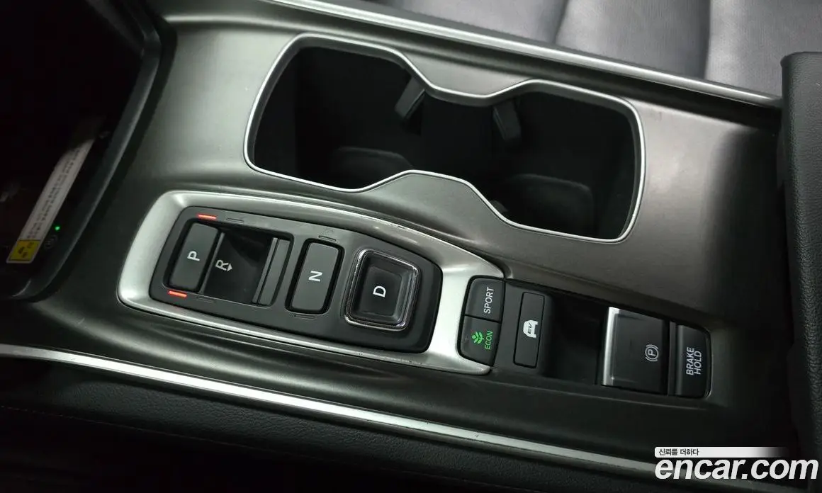 Honda Accord 2019 2.0 автомат (гидро), фото 12