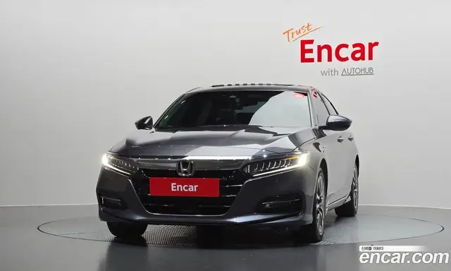 Honda Accord 2019 2.0 автомат (гидро), миниатюра 3
