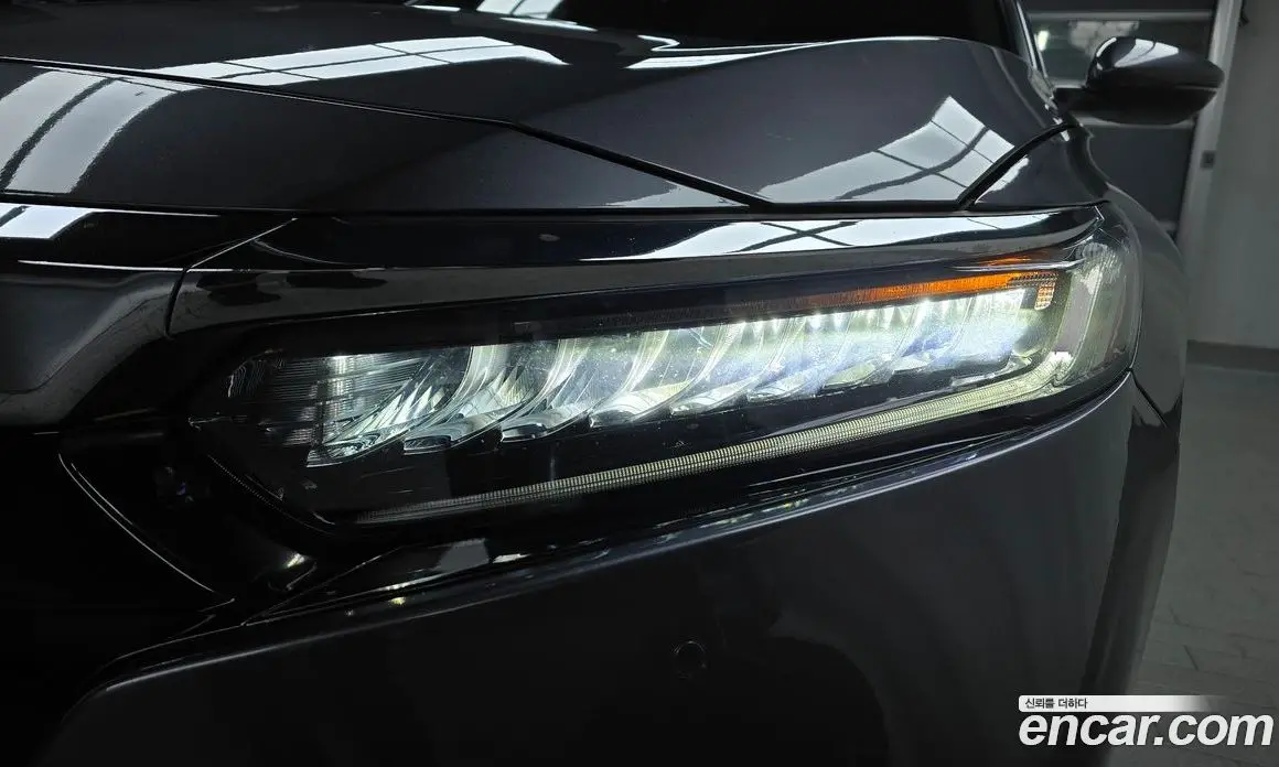 Honda Accord 2019 2.0 автомат (гидро), фото 8