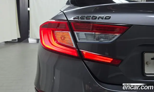 Honda Accord 2019 2.0 автомат (гидро), миниатюра 9
