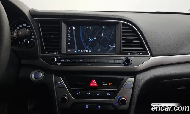 Hyundai Avante 2018 1.6 автомат (гидро), миниатюра 12