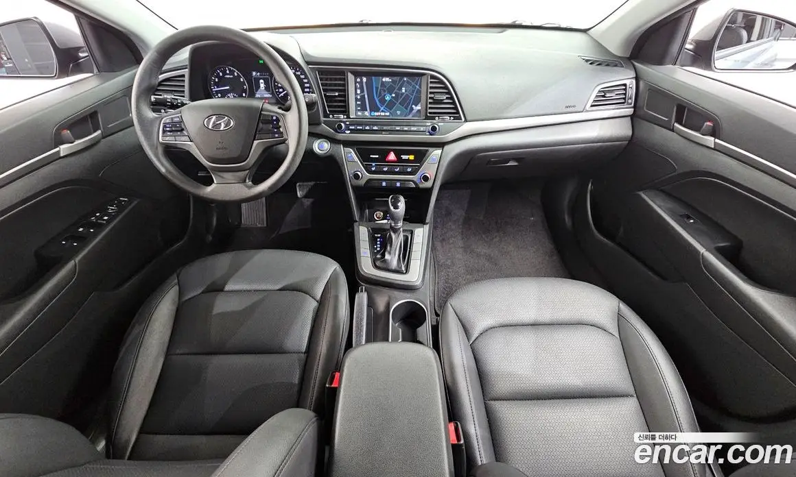 Hyundai Avante 2018 1.6 автомат (гидро), фото 7 Hyundai Avante 2018 1.6 автомат (гидро), фото 7