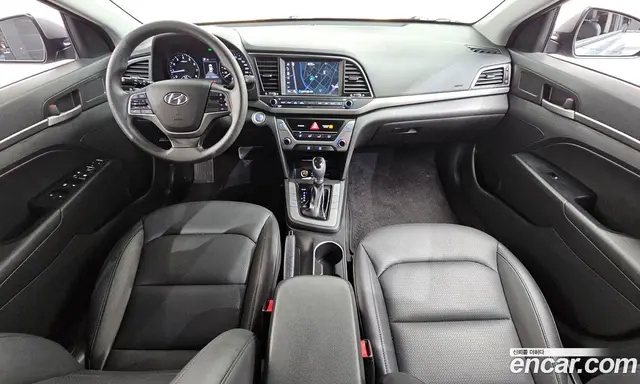 Hyundai Avante 2018 1.6 автомат (гидро), миниатюра 7 Hyundai Avante 2018 1.6 автомат (гидро), миниатюра 7