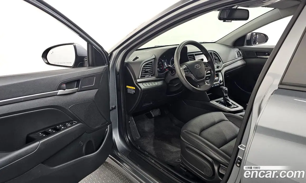Hyundai Avante 2018 1.6 автомат (гидро), фото 10 Hyundai Avante 2018 1.6 автомат (гидро), фото 10