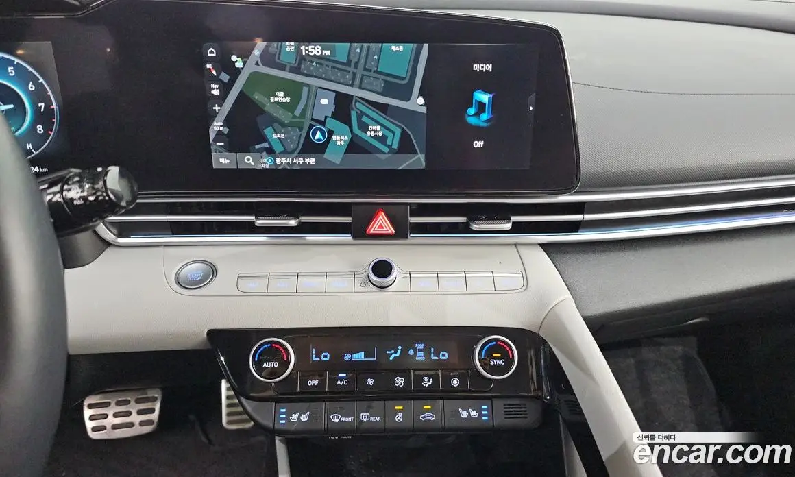 Hyundai Avante 2020 1.6 автомат (гидро), фото 13