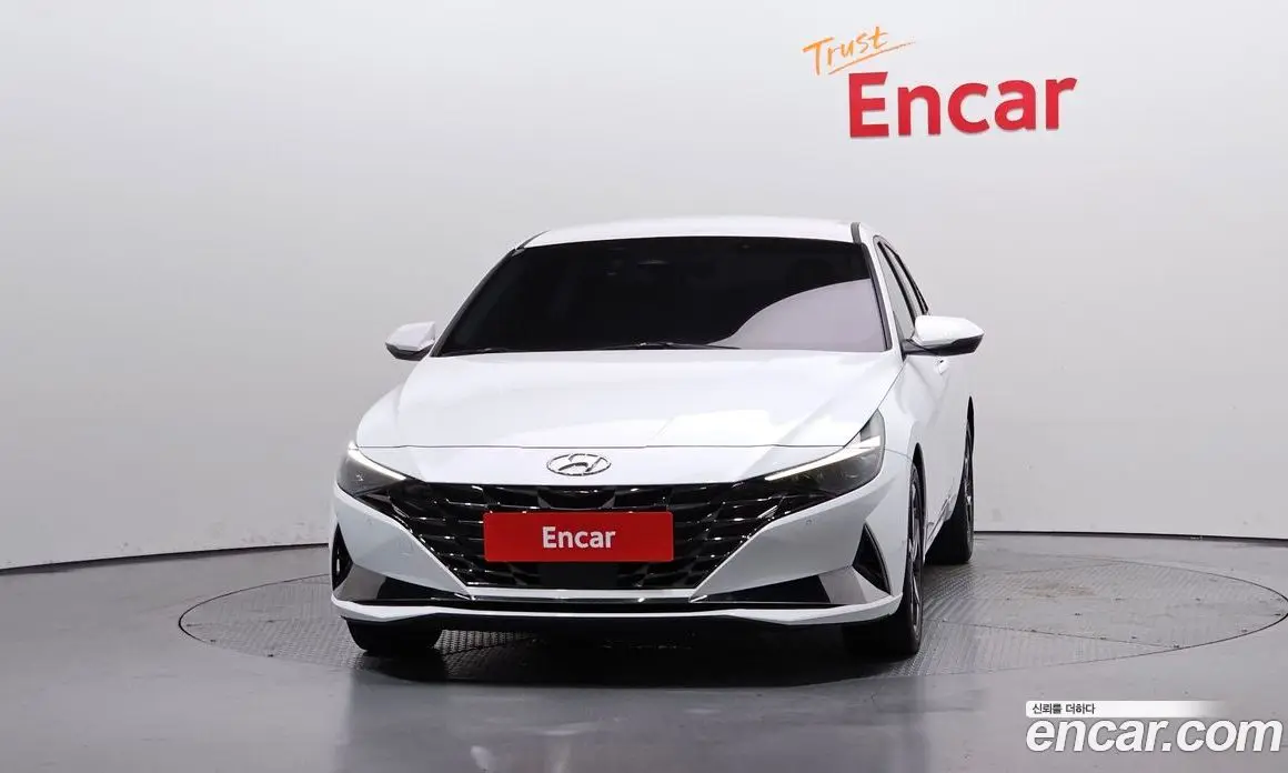 Hyundai Avante 2020 1.6 автомат (гидро), фото 3
