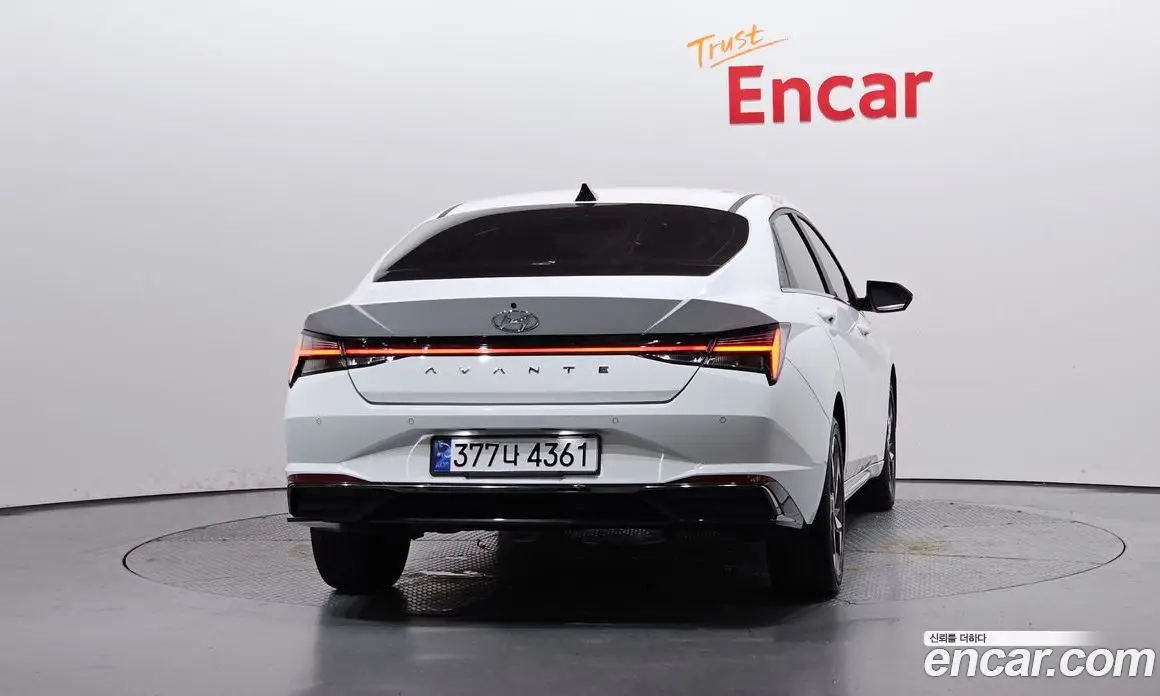 Hyundai Avante 2020 1.6 автомат (гидро), фото 4