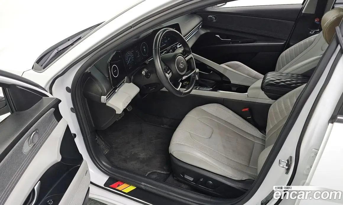 Hyundai Avante 2020 1.6 автомат (гидро), фото 10