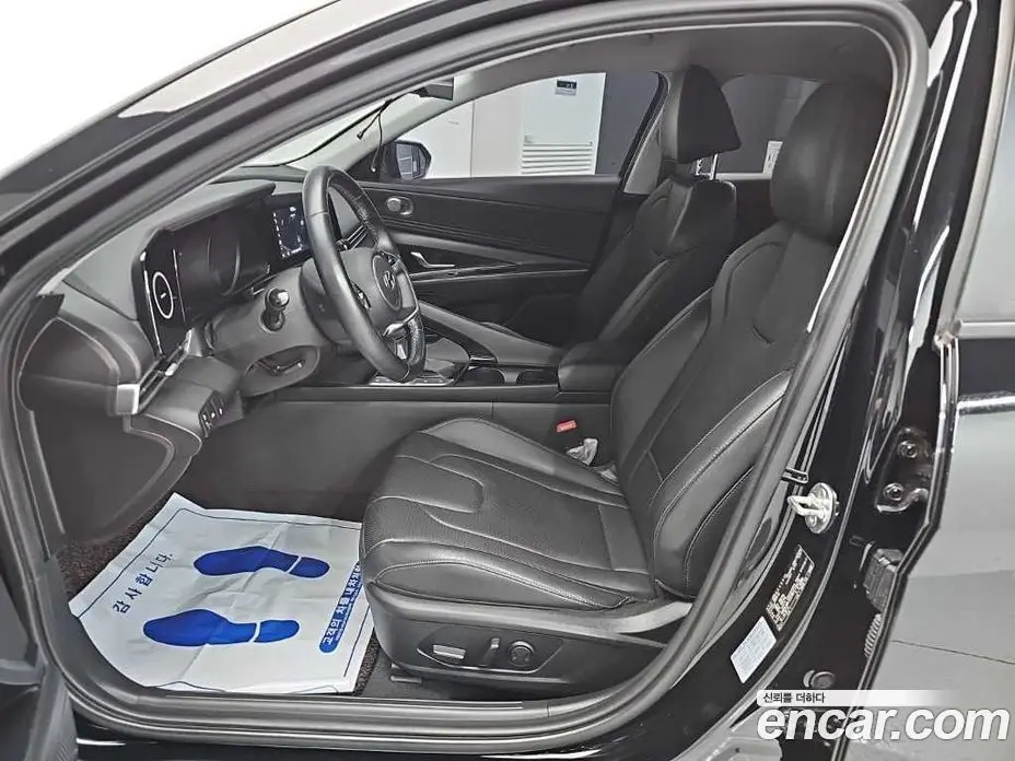 Hyundai Avante 2020 1.6 автомат (гидро), фото 15