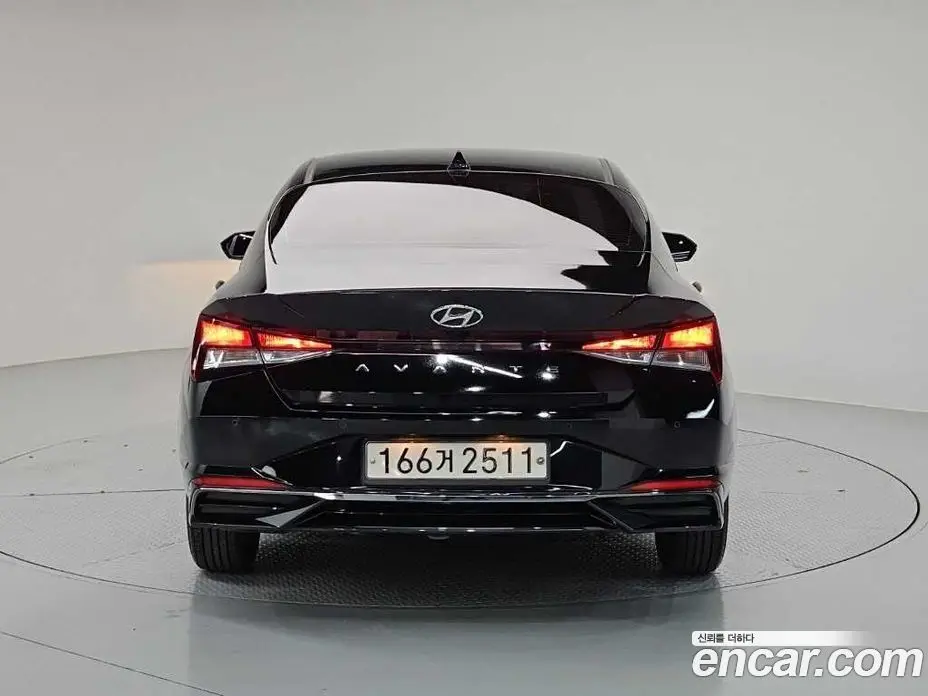 Hyundai Avante 2020 1.6 автомат (гидро), фото 3