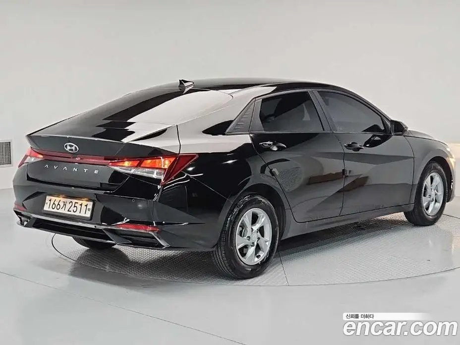 Hyundai Avante 2020 1.6 автомат (гидро), фото 4