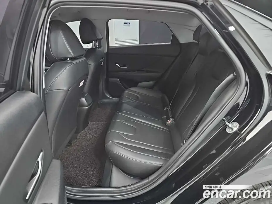 Hyundai Avante 2020 1.6 автомат (гидро), фото 5