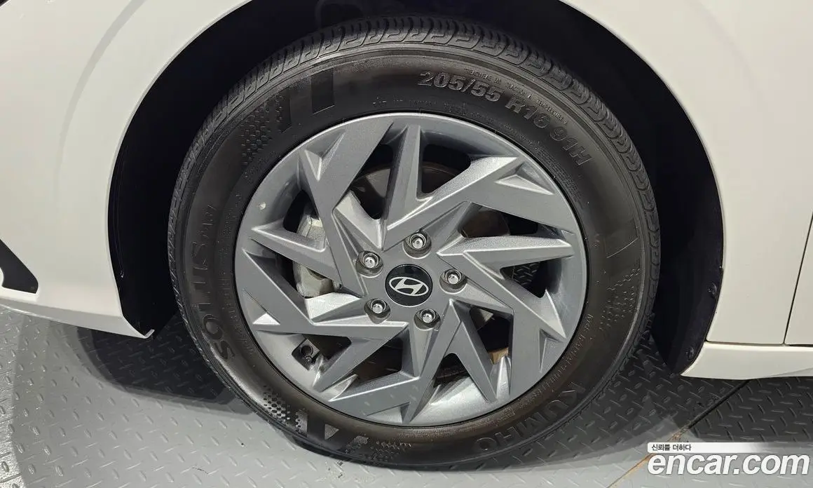 Hyundai Avante 2023 1.6 автомат (гидро), фото 5 Hyundai Avante 2023 1.6 автомат (гидро), фото 5