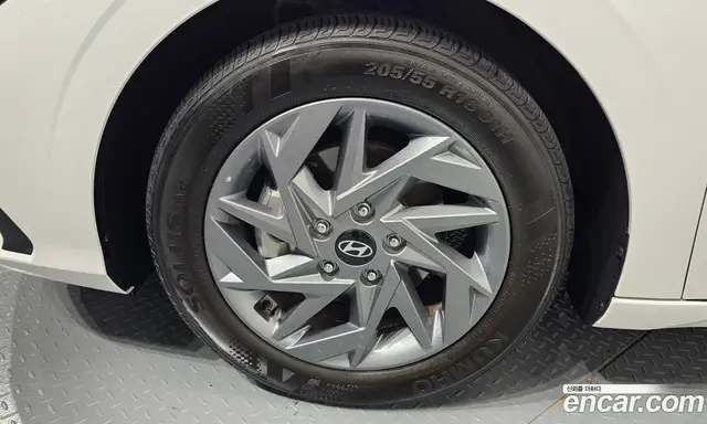 Hyundai Avante 2023 1.6 автомат (гидро), миниатюра 5 Hyundai Avante 2023 1.6 автомат (гидро), миниатюра 5
