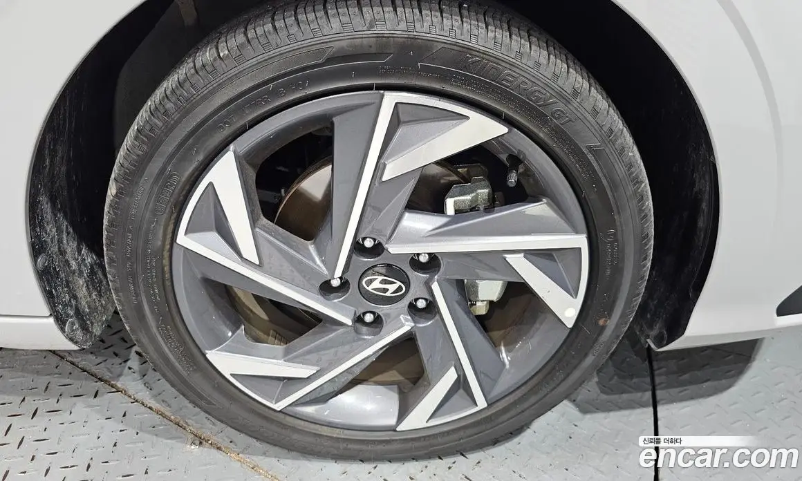 Hyundai Avante 2025 1.6 автомат (гидро), фото 7 Hyundai Avante 2025 1.6 автомат (гидро), фото 7