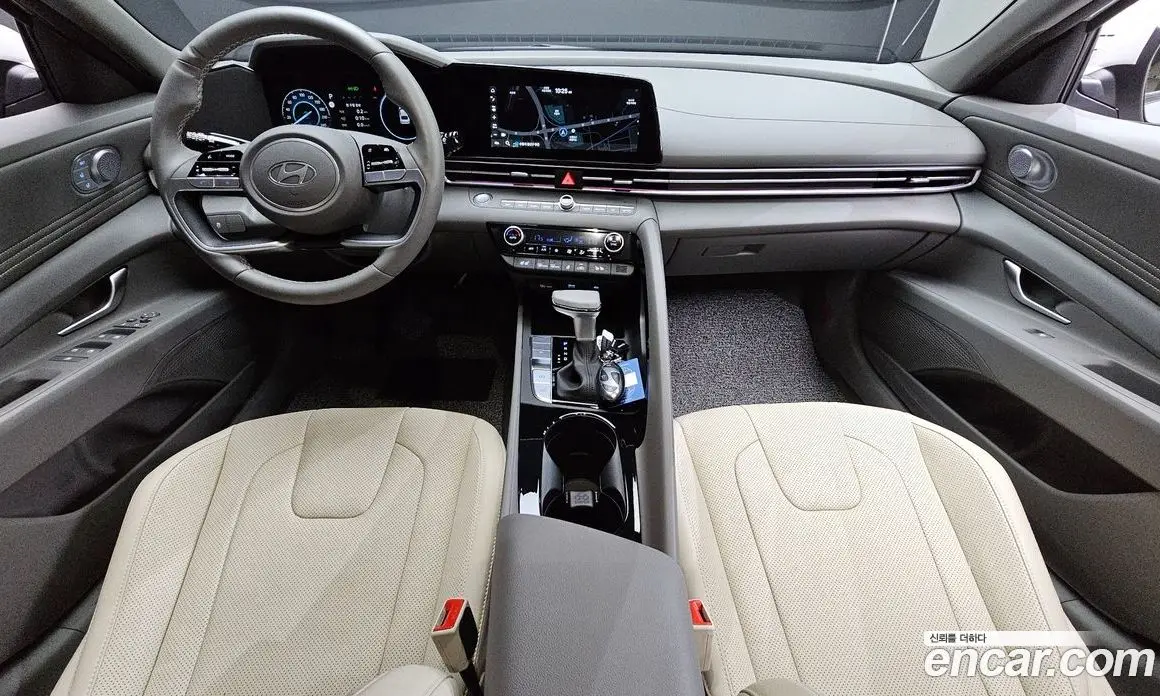 Hyundai Avante 2025 1.6 автомат (гидро), фото 10 Hyundai Avante 2025 1.6 автомат (гидро), фото 10
