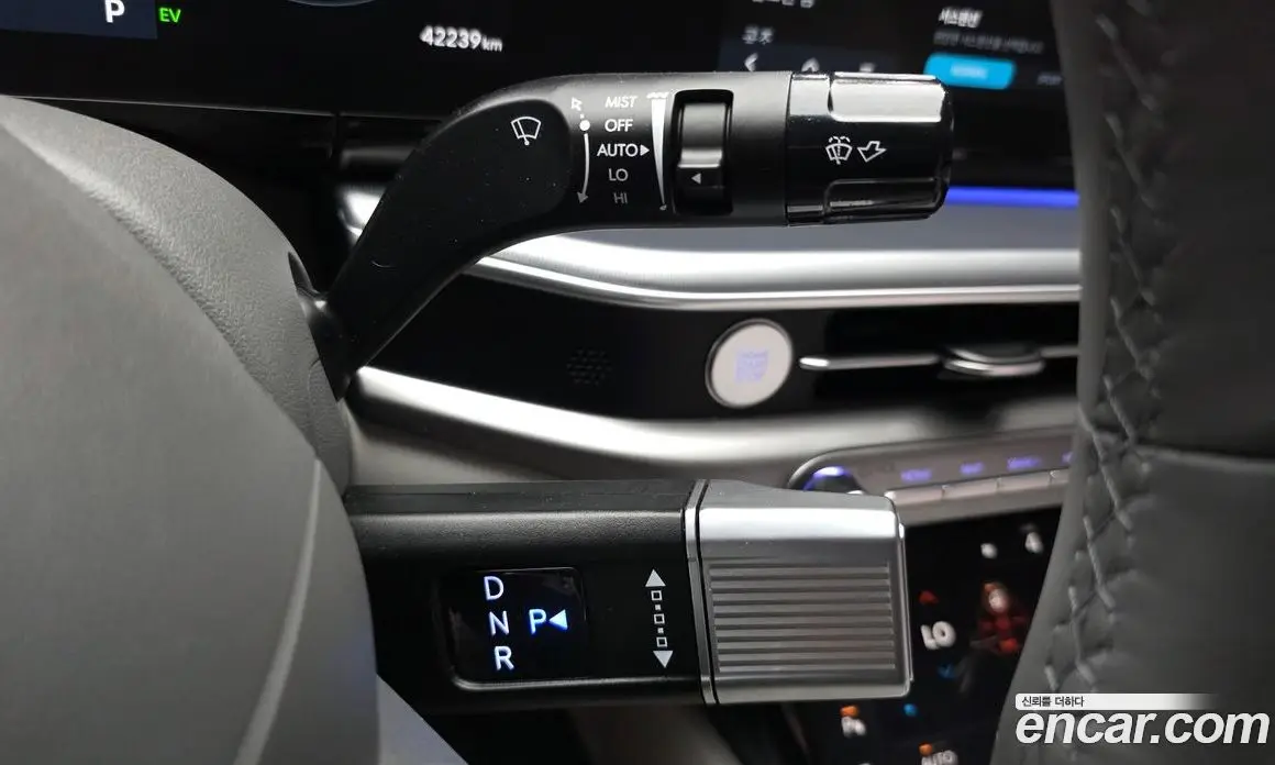 Hyundai Grandeur 2023 1.6 автомат (гидро), фото 12