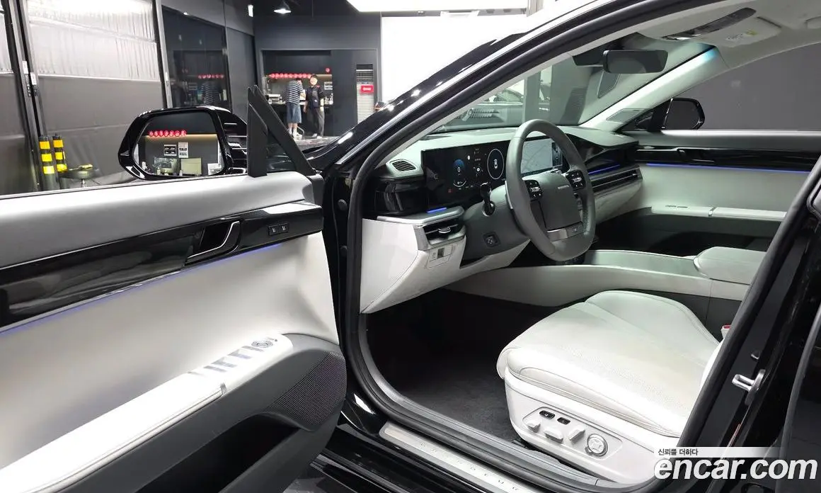 Hyundai Grandeur 2023 1.6 автомат (гидро), фото 13