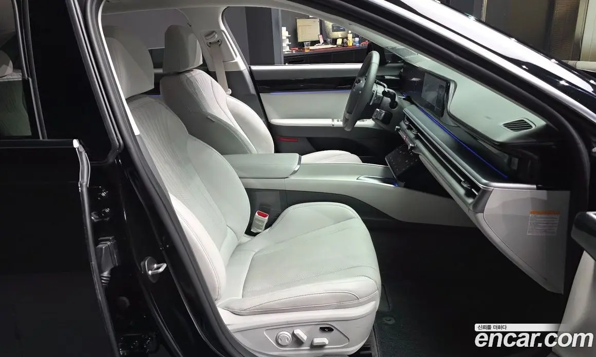 Hyundai Grandeur 2023 1.6 автомат (гидро), фото 17