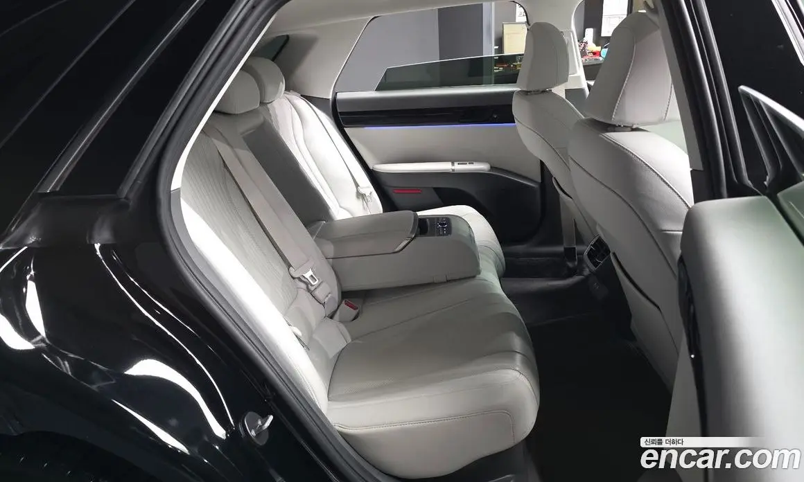 Hyundai Grandeur 2023 1.6 автомат (гидро), фото 18