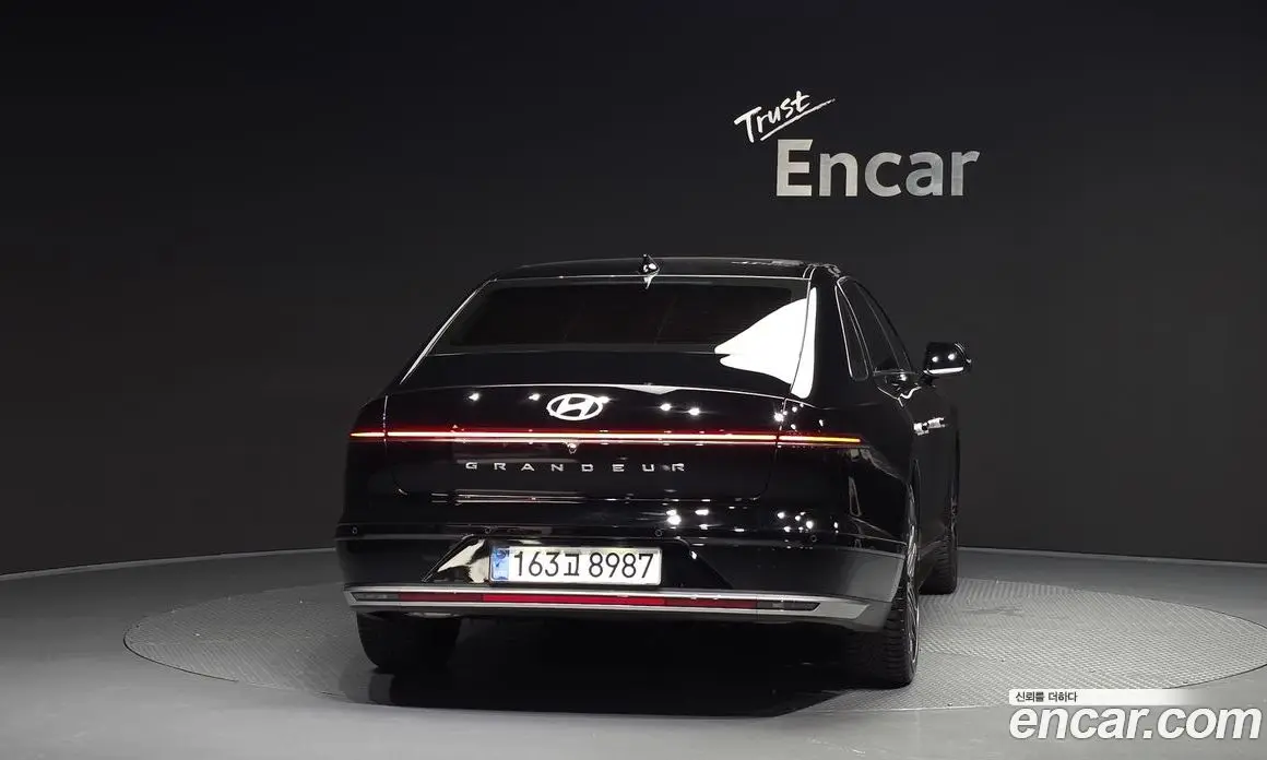 Hyundai Grandeur 2023 1.6 автомат (гидро), фото 4