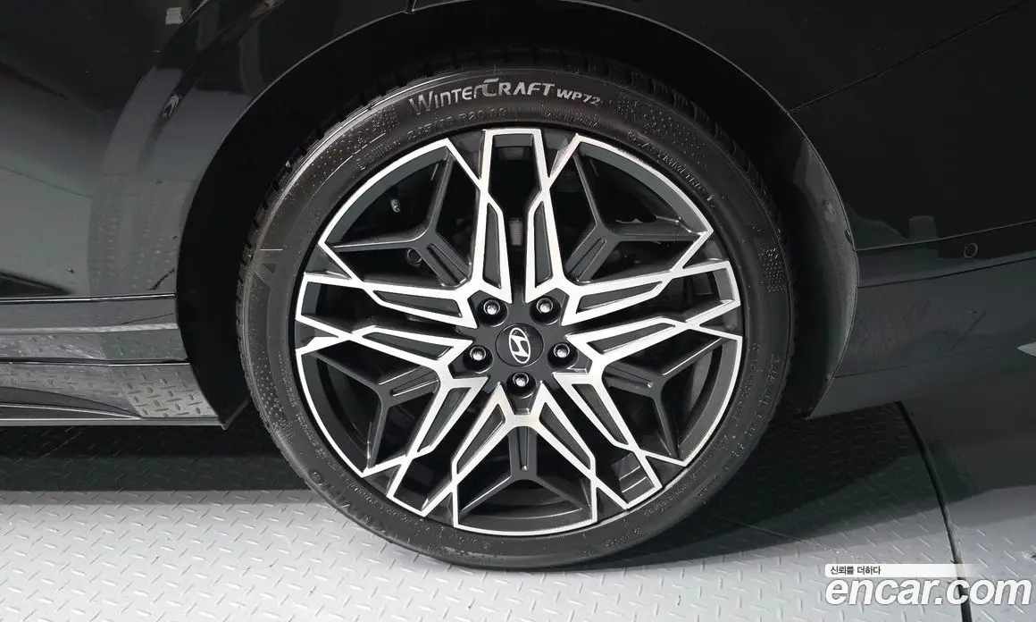 Hyundai Grandeur 2023 1.6 автомат (гидро), фото 5