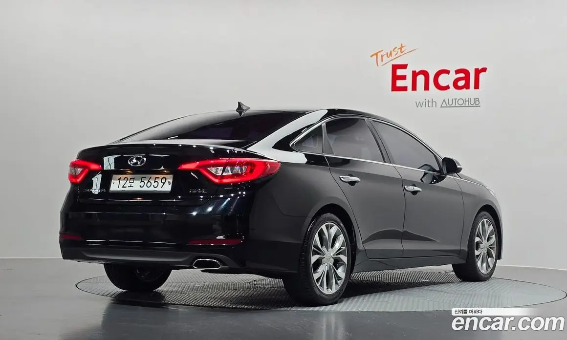 Hyundai Sonata 2015 2.0 автомат (гидро), фото 2 Hyundai Sonata 2015 2.0 автомат (гидро), фото 2