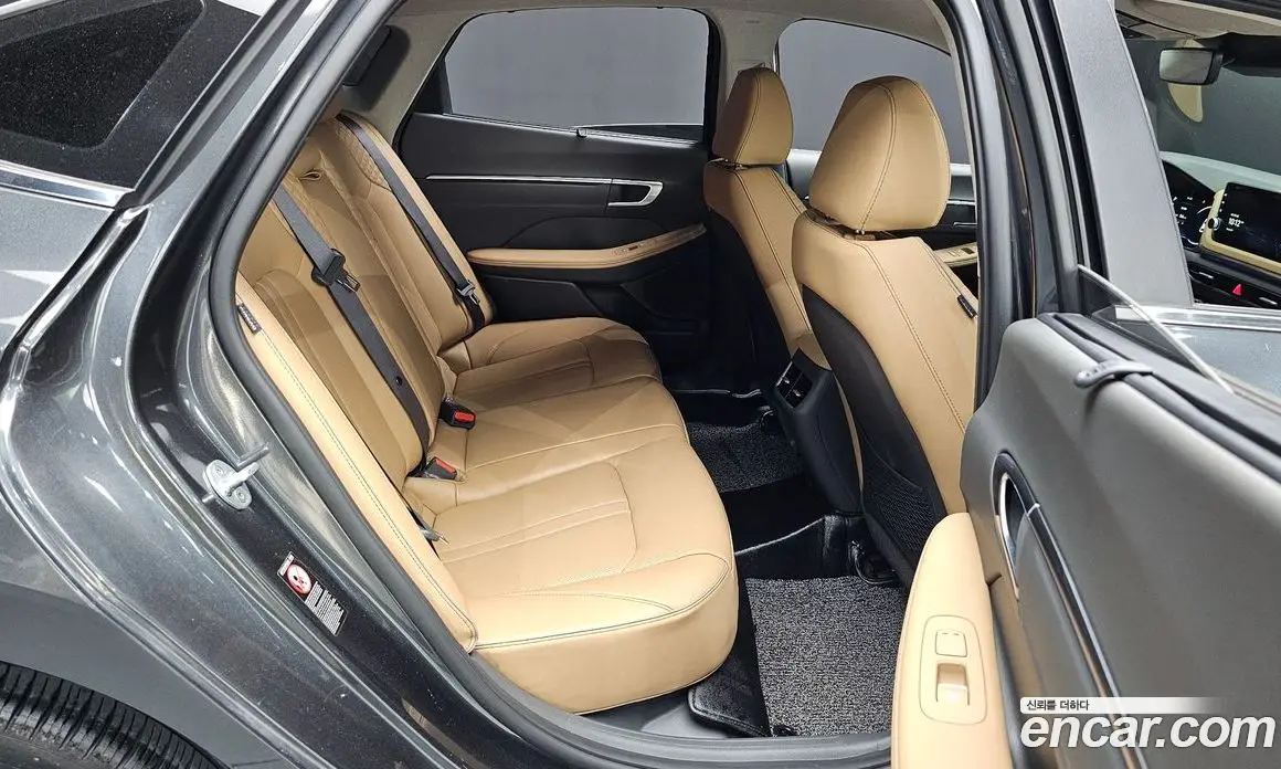 Hyundai Sonata 2019 2.0 автомат (гидро), фото 17 Hyundai Sonata 2019 2.0 автомат (гидро), фото 17