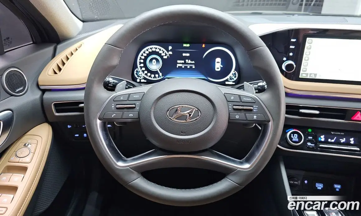 Hyundai Sonata 2019 2.0 автомат (гидро), фото 18 Hyundai Sonata 2019 2.0 автомат (гидро), фото 18
