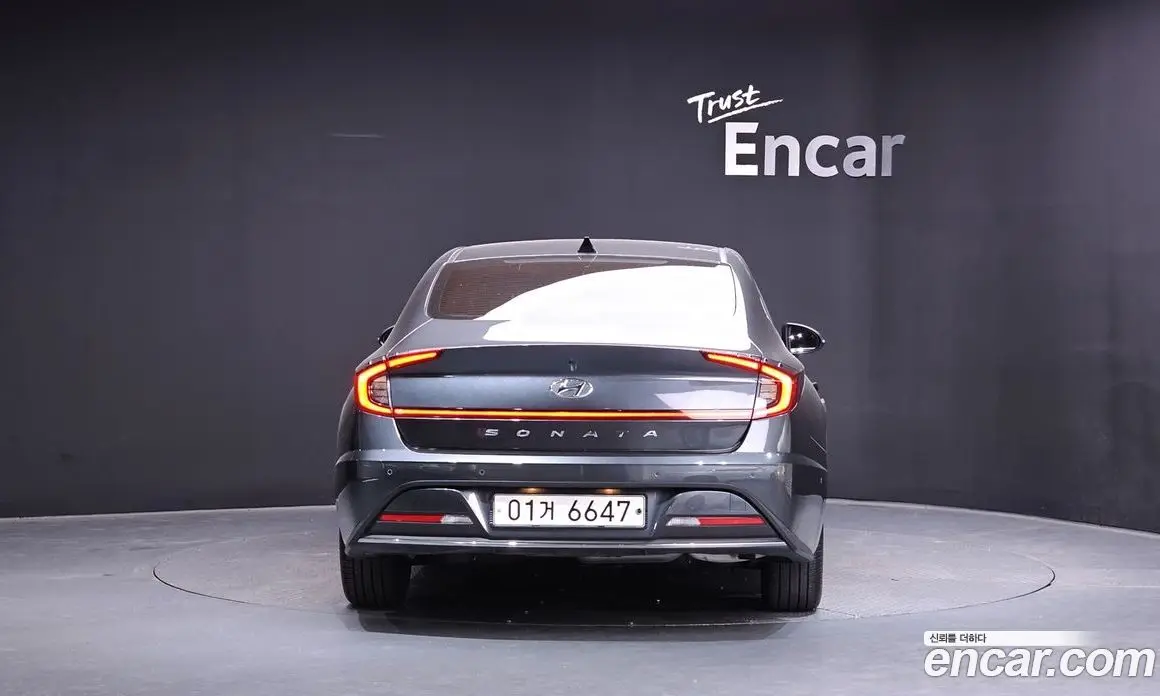Hyundai Sonata 2019 2.0 автомат (гидро), фото 4 Hyundai Sonata 2019 2.0 автомат (гидро), фото 4