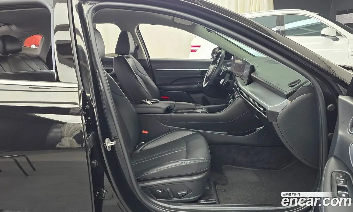 Hyundai Sonata 2025 2.0 автомат (гидро), фото 16 Hyundai Sonata 2025 2.0 автомат (гидро), фото 16