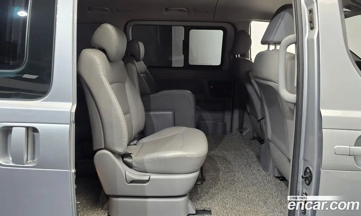 Hyundai Starex 2020 2.5 автомат (гидро), фото 11 Hyundai Starex 2020 2.5 автомат (гидро), фото 11