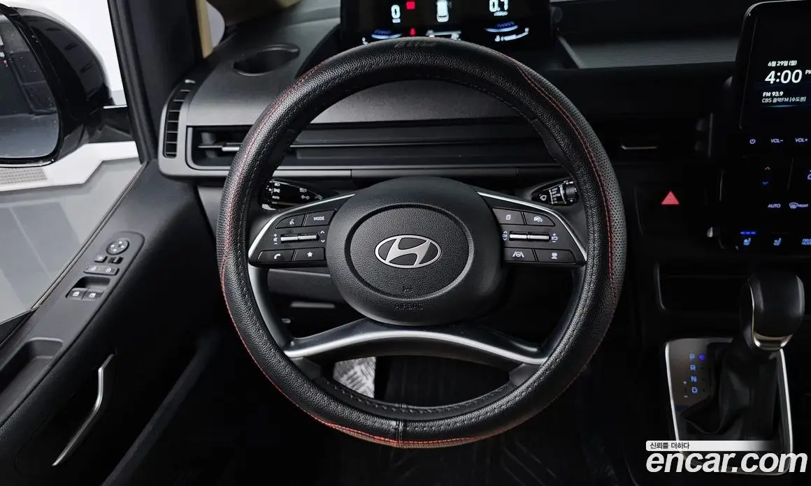 Hyundai Staria 2025 2.2 автомат (гидро), фото 13