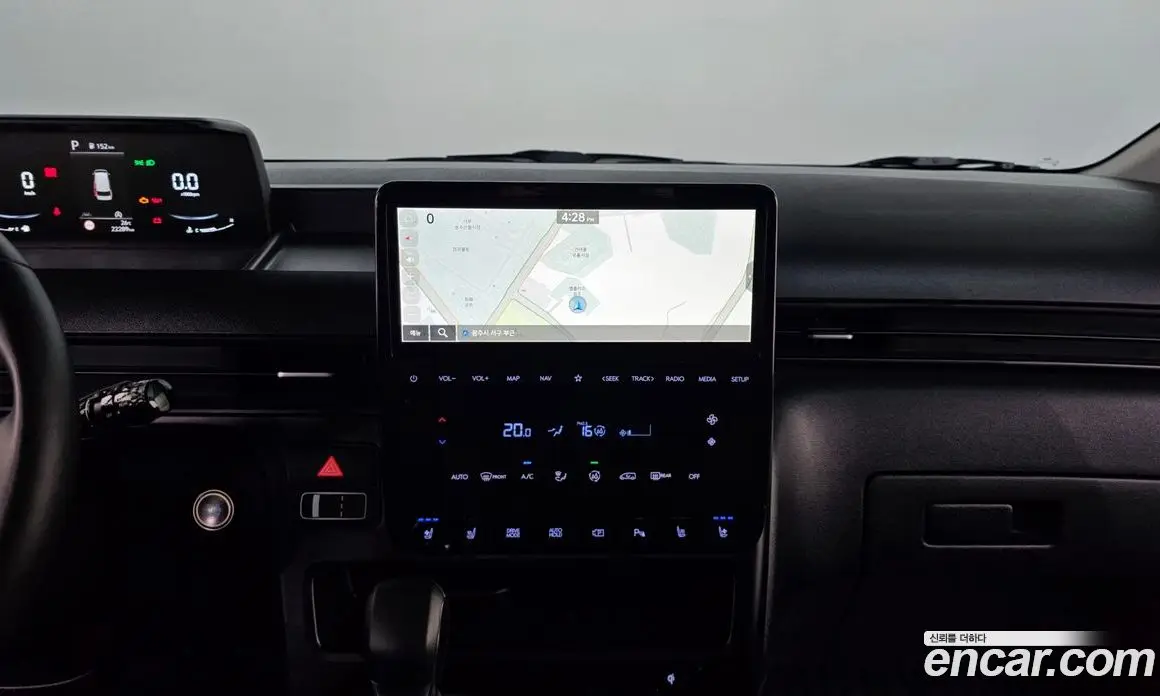 Hyundai Staria 2025 2.2 автомат (гидро), фото 20