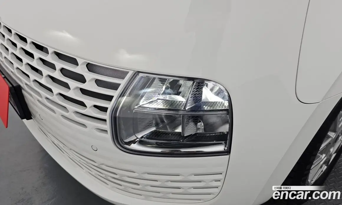 Hyundai Staria 2025 2.2 автомат (гидро), фото 8