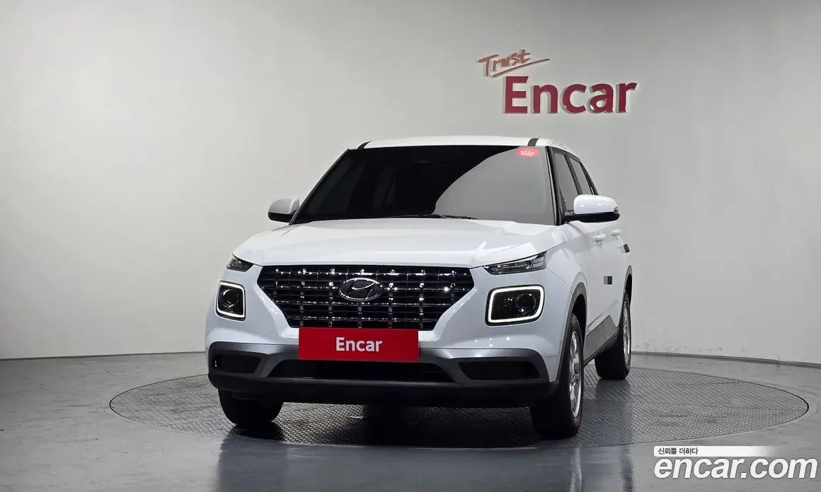 Hyundai Venue 2023 1.6 автомат (гидро), фото 3