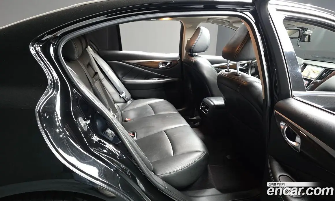 Infiniti Q50 2016 2.1 автомат (гидро), фото 12