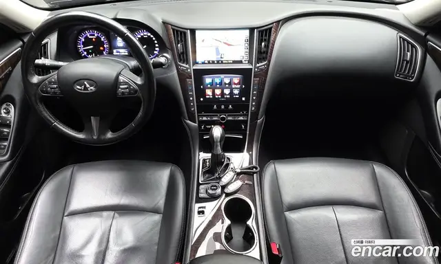 Infiniti Q50 2016 2.1 автомат (гидро), миниатюра 7