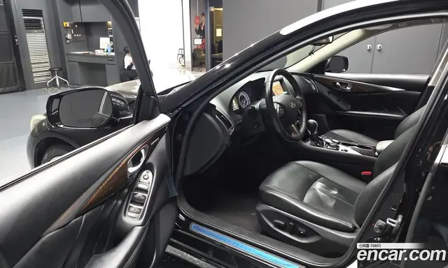 Infiniti Q50 2016 2.1 автомат (гидро), миниатюра 10