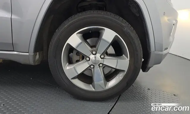 Jeep Cherokee 2014 3.6 автомат (гидро), миниатюра 7 Jeep Cherokee 2014 3.6 автомат (гидро), миниатюра 7