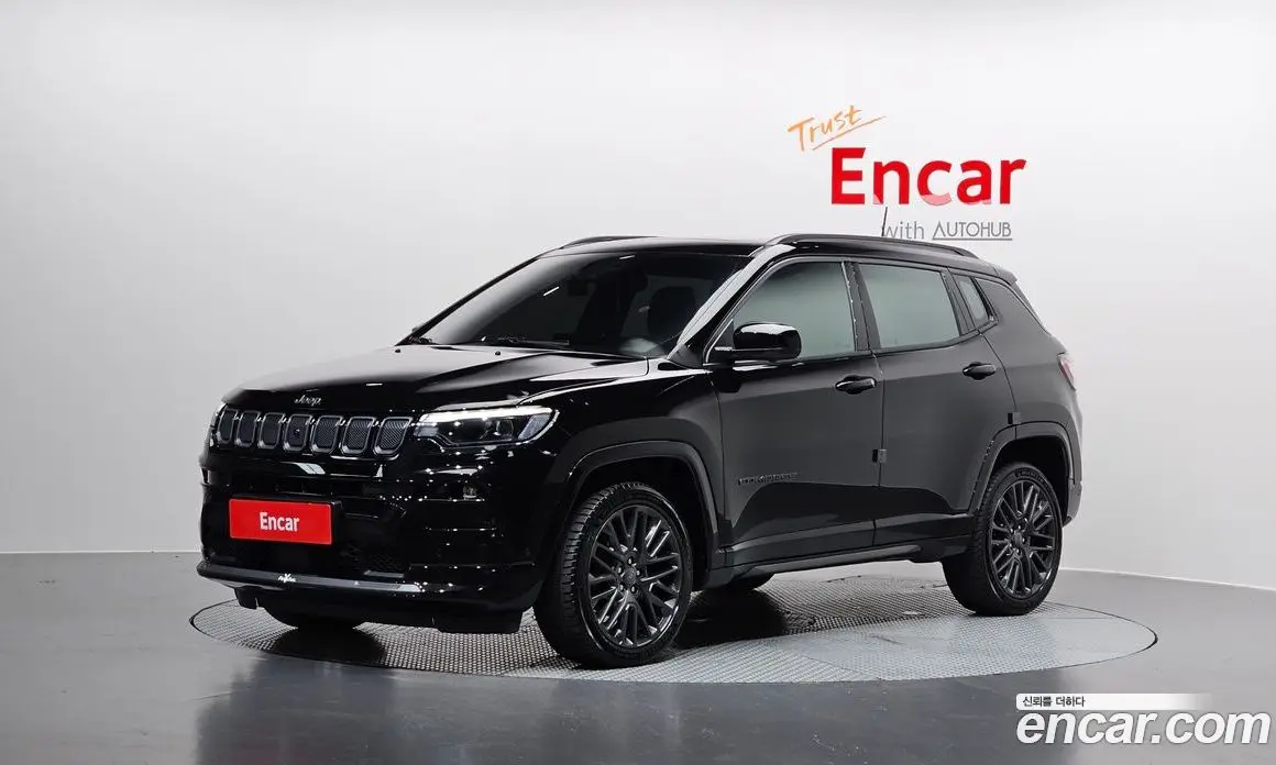 Jeep Compass 2022 2.4 автомат (гидро), фото 1 Jeep Compass 2022 2.4 автомат (гидро), фото 1