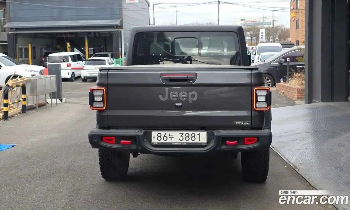 Jeep Gladiator 2021 3.6 автомат (гидро), фото 4 Jeep Gladiator 2021 3.6 автомат (гидро), фото 4