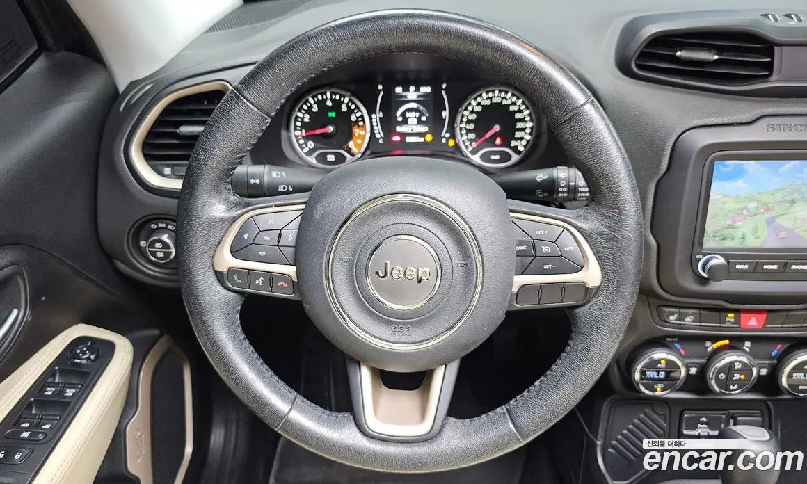 Jeep Renegade 2016 2.4 автомат (гидро), фото 18 Jeep Renegade 2016 2.4 автомат (гидро), фото 18