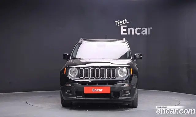 Jeep Renegade 2016 2.4 автомат (гидро), миниатюра 3 Jeep Renegade 2016 2.4 автомат (гидро), миниатюра 3