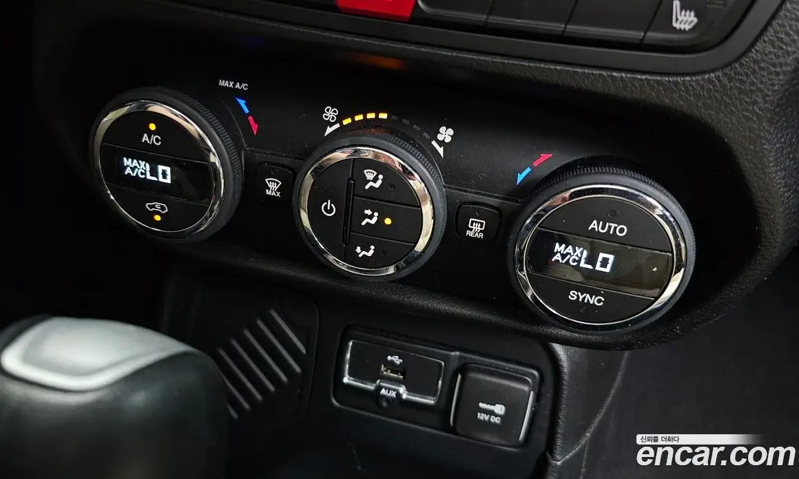 Jeep Renegade 2016 2.4 автомат (гидро), фото 21 Jeep Renegade 2016 2.4 автомат (гидро), фото 21