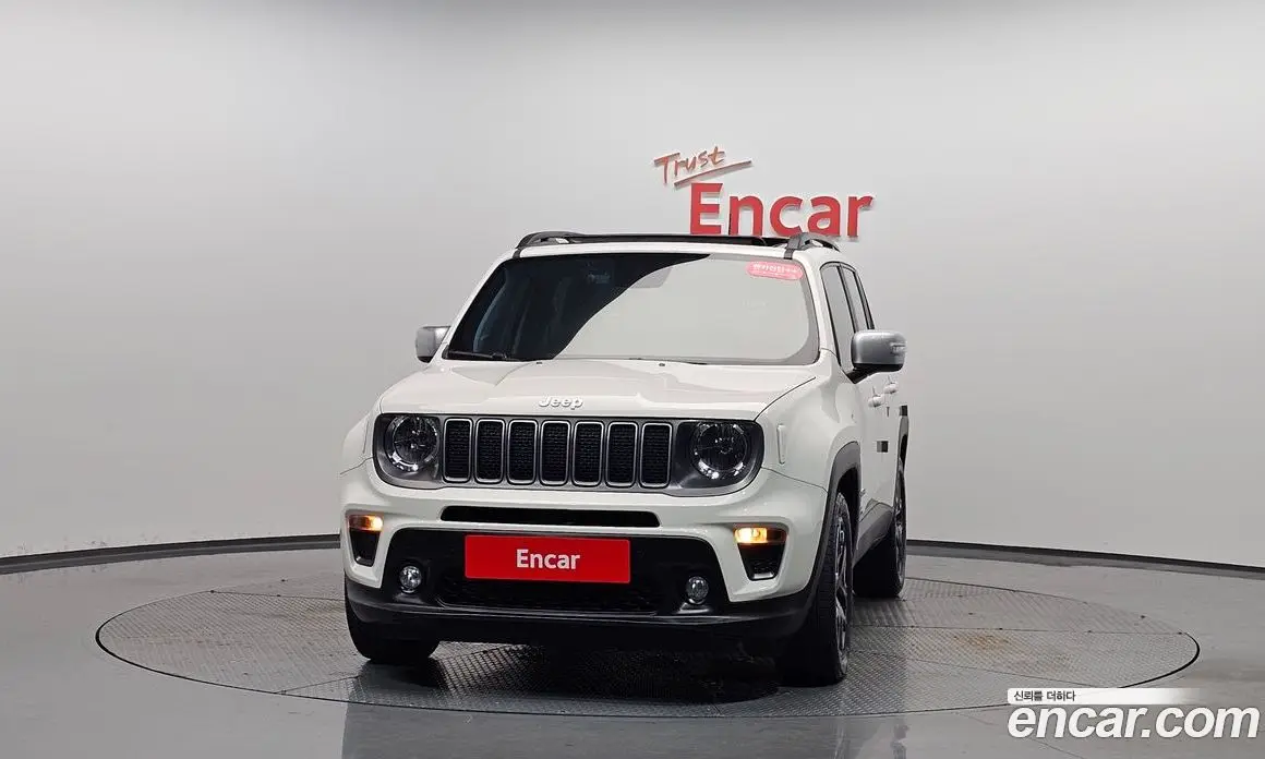 Jeep Renegade 2022 1.3 автомат (гидро), фото 2 Jeep Renegade 2022 1.3 автомат (гидро), фото 2