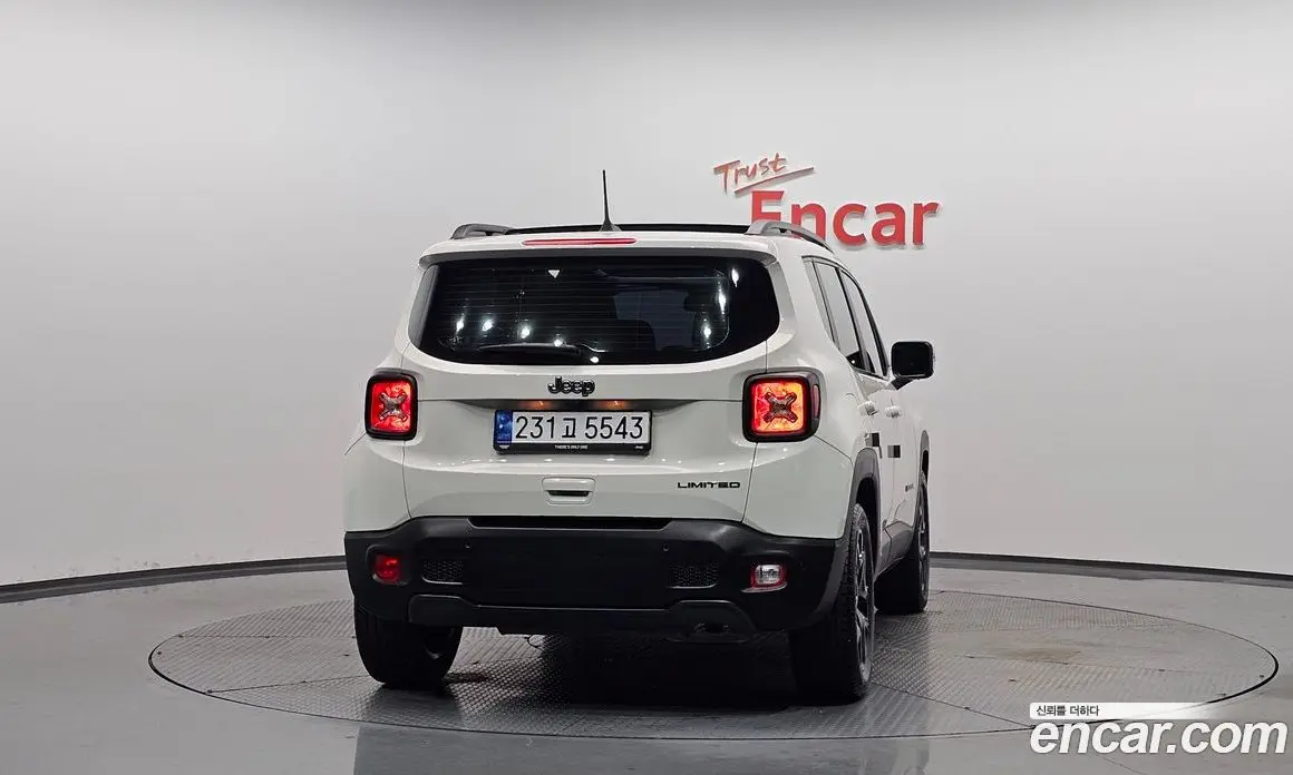 Jeep Renegade 2022 1.3 автомат (гидро), фото 3 Jeep Renegade 2022 1.3 автомат (гидро), фото 3