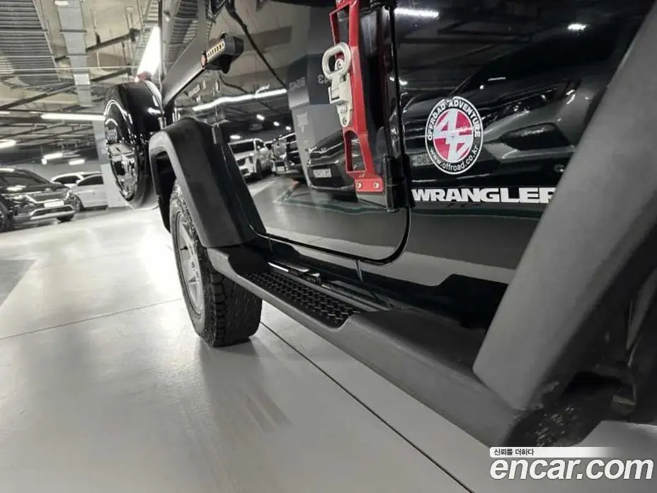 Jeep Wrangler 2010 2.8 автомат (гидро), фото 18 Jeep Wrangler 2010 2.8 автомат (гидро), фото 18