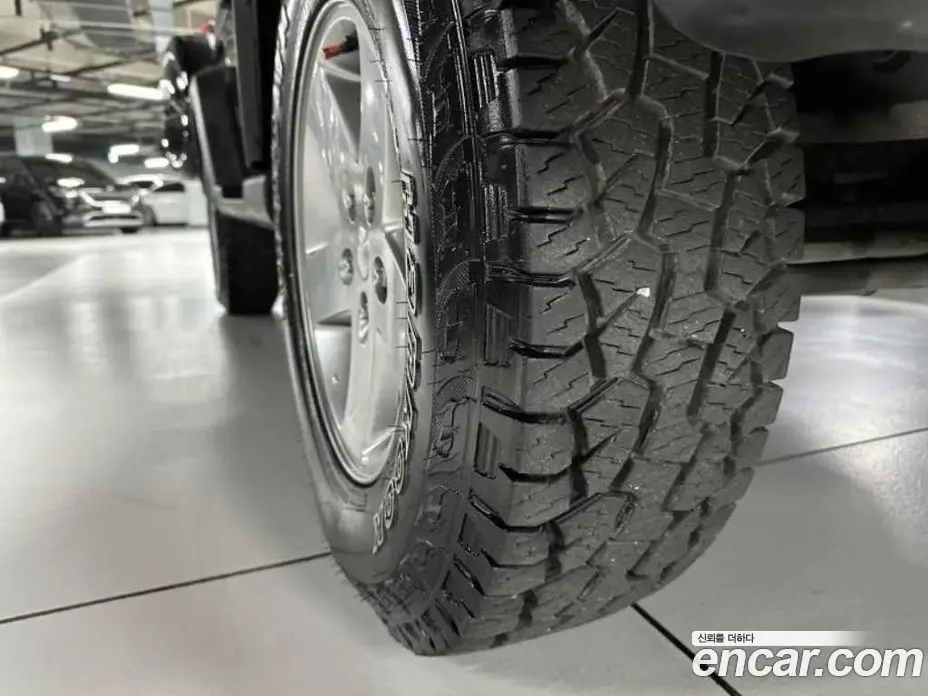 Jeep Wrangler 2010 2.8 автомат (гидро), фото 20 Jeep Wrangler 2010 2.8 автомат (гидро), фото 20